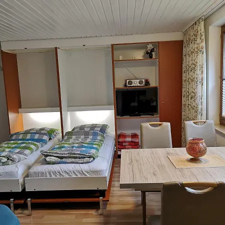 B1 Albmatte-fewo Sauna, Hallenbad Aussenbecken Massagen Nebenan Менценшванд